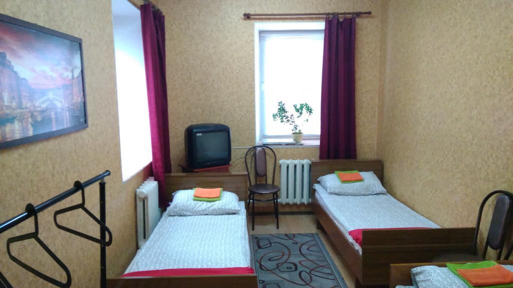Hostel 3 Stars Na Oktyabryskoy Vitebsk Ngoại thất bức ảnh