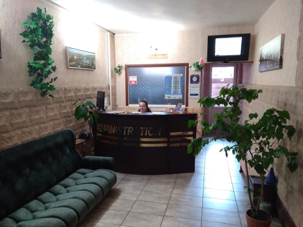 Hostel 3 Stars Na Oktyabryskoy Vitebsk Ngoại thất bức ảnh