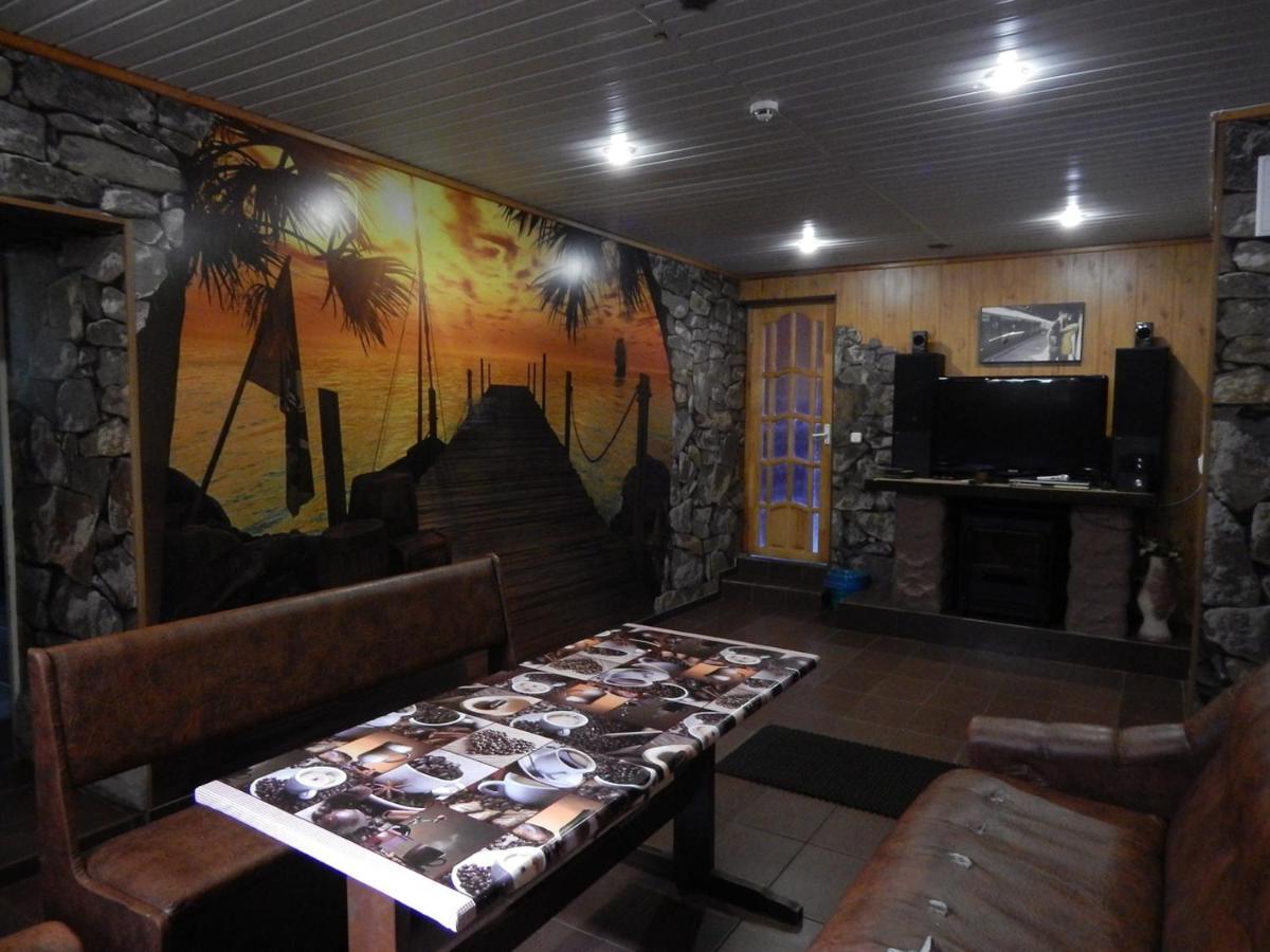 Hostel 3 Stars Na Oktyabryskoy Vitebsk Ngoại thất bức ảnh